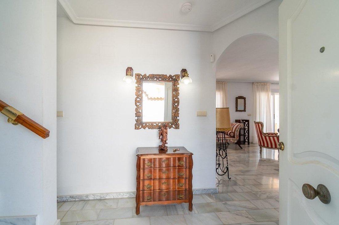 Villa in Torrevieja, Valencian Community, Spain 5 - 15738604