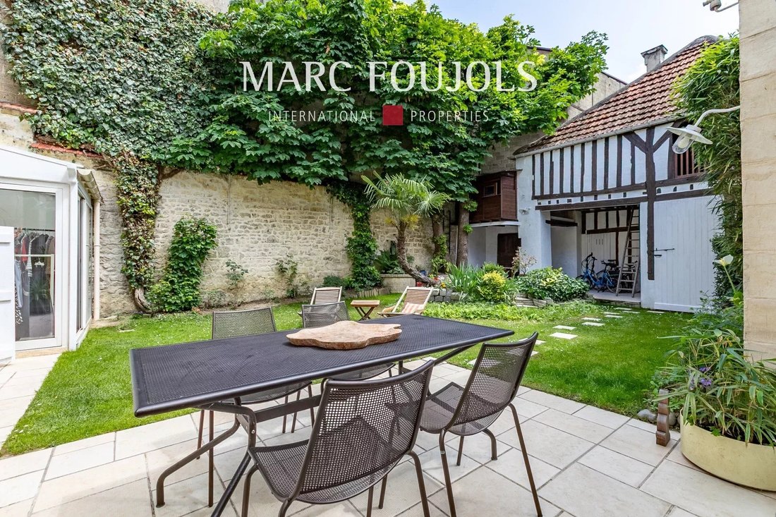 House in Compiegne, Hauts-de-France, France 1 - 15738141