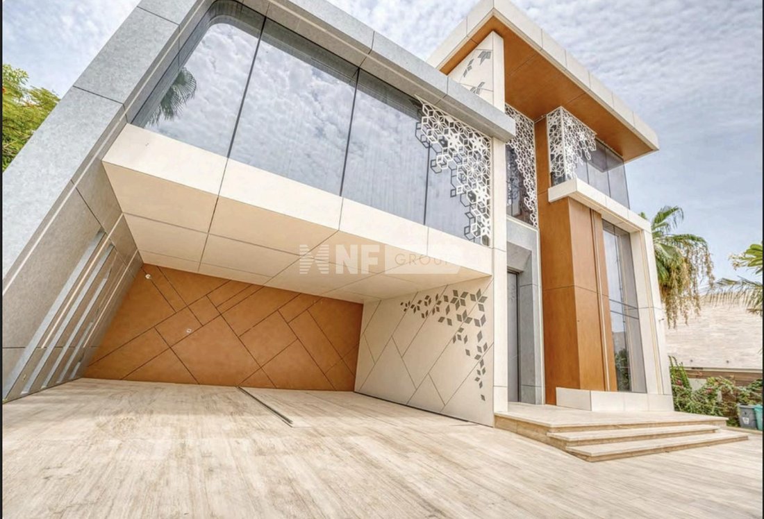 Villa in Palm Jumeirah, Dubai, United Arab Emirates 1 - 15737677