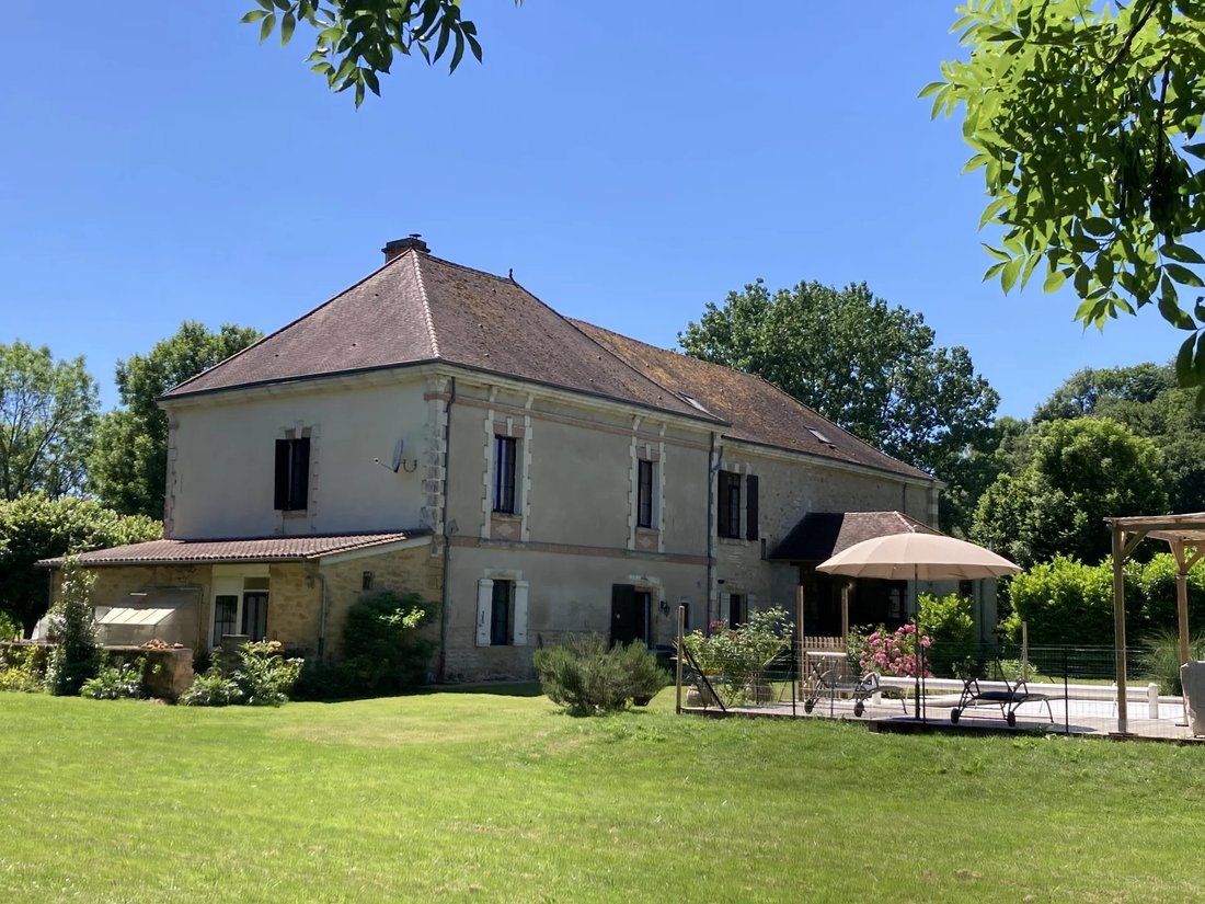 House in Excideuil, Nouvelle-Aquitaine, France 1 - 15738842