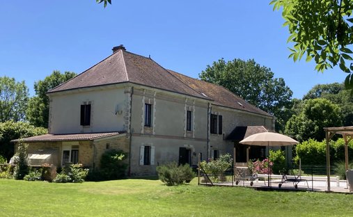 House in Excideuil, Nouvelle-Aquitaine, France 1