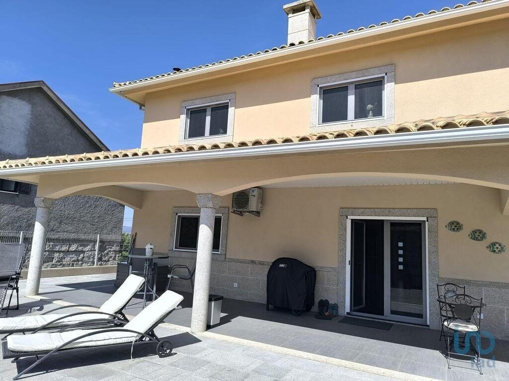 Townhouse in Santa Maria Maior, Vila Real District, Portugal 1 - 15739913