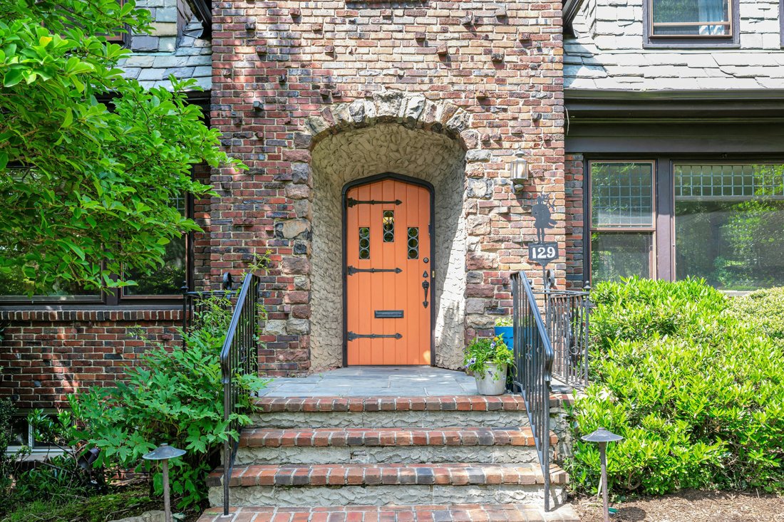 House in South Orange, New Jersey, United States 3 - 15737410
