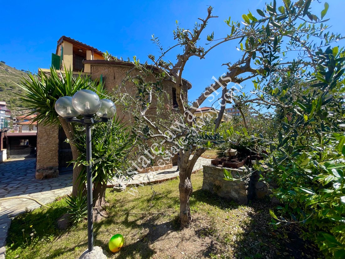 House in City Center, Ventimiglia, Liguria 3 - 15739820
