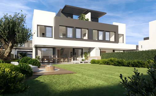 Villa in Estepona, Andalusia, Spain 1