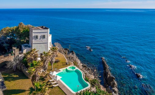 Estate in Sanremo, Liguria, Italy 1