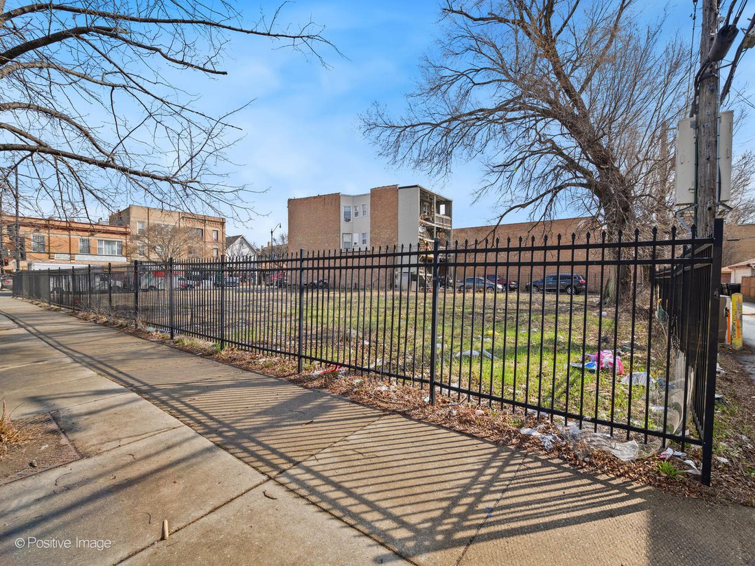Land in Chicago, Illinois, United States 4 - 15572277