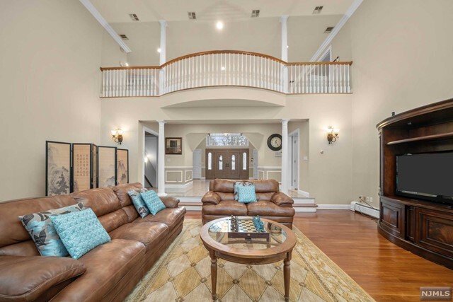 House in Allendale, New Jersey, United States 3 - 14697974