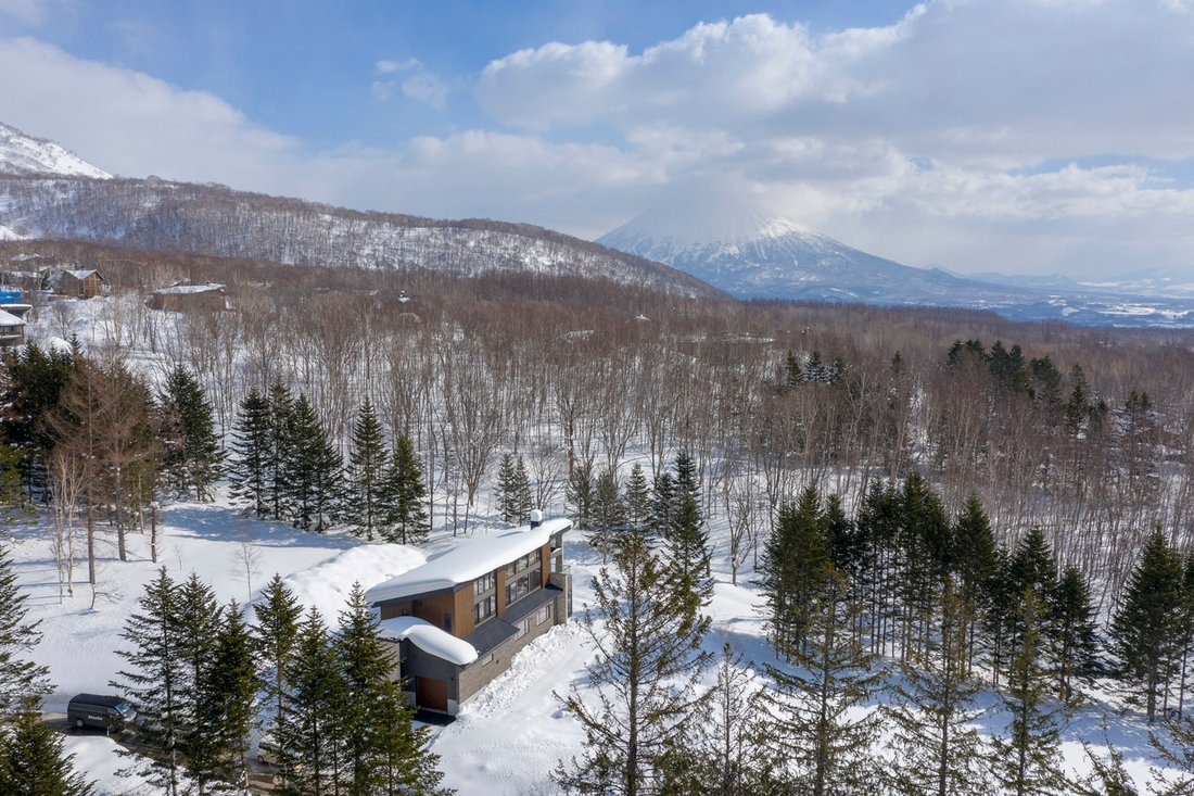 House in Niseko, Hokkaido, Japan 3 - 15256386