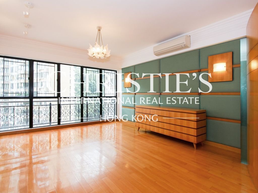 Apartment in Hong Kong, Hong Kong 3 - 15436482