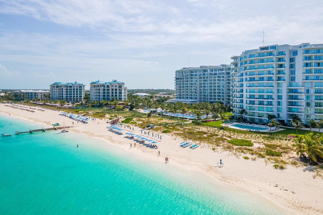 Condo in Grace Bay, Caicos Islands, Turks and Caicos Islands 1 - 13873855