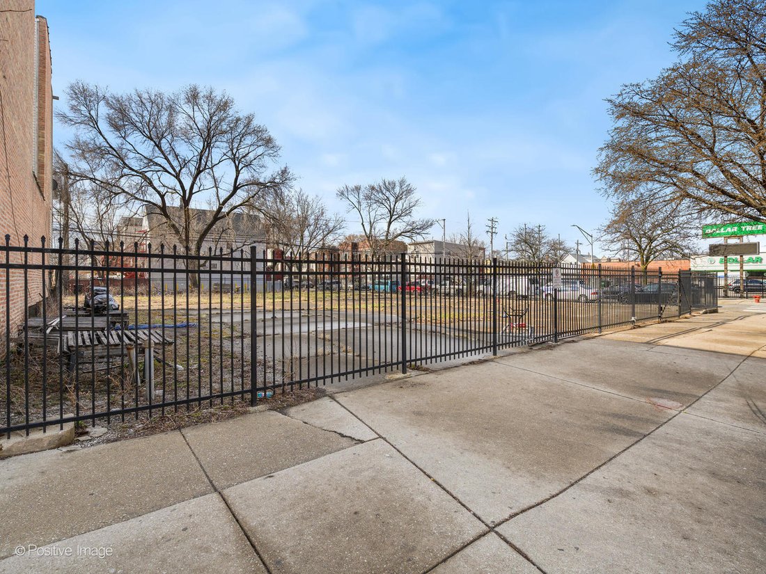 Land in Chicago, Illinois, United States 3 - 15572277