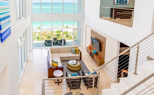 Condo in Grace Bay, Caicos Islands, Turks and Caicos Islands 1