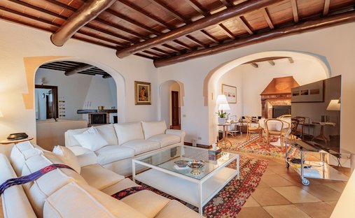 Villa in San Colombano al Lambro, Lombardy, Italy 1