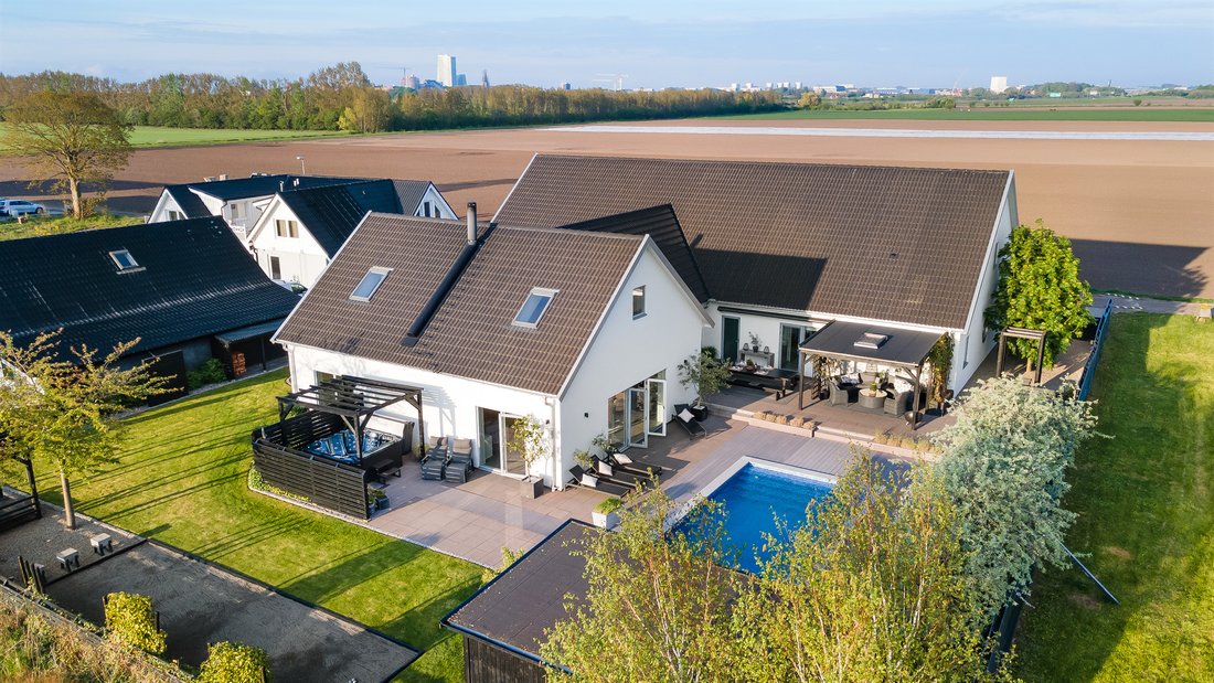 Villa in Väster, Skåne County, Sweden 1 - 14268375