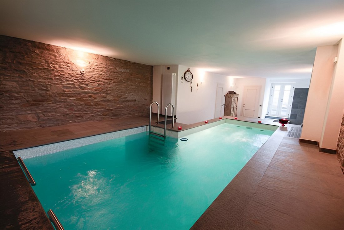 Villa in Borgo Val di Taro, Emilia-Romagna, Italy 4 - 15169782
