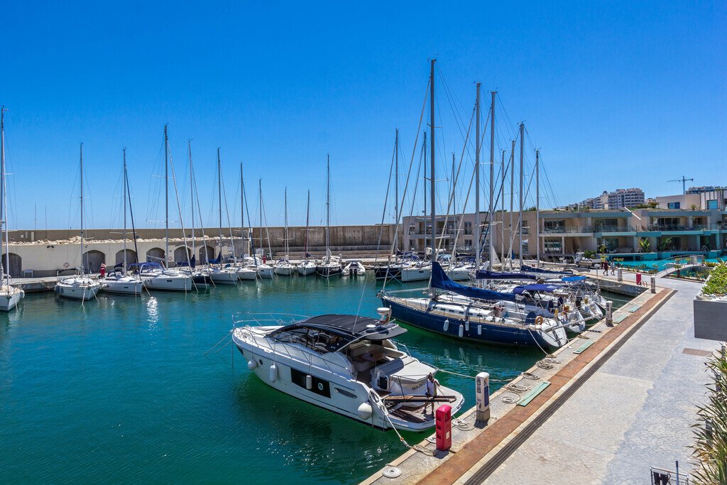 Apartment in Saint Julian's, Malta 5 - 15488361