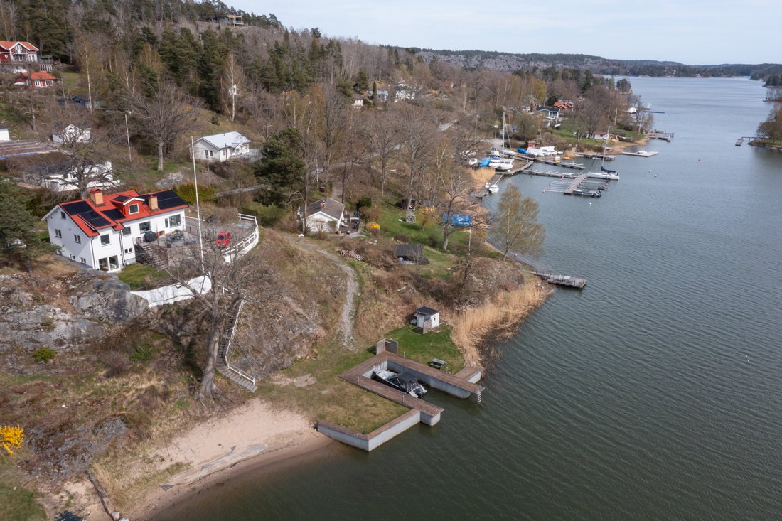 Villa in Tyresö, Gavleborg County, Sweden 1 - 15598612