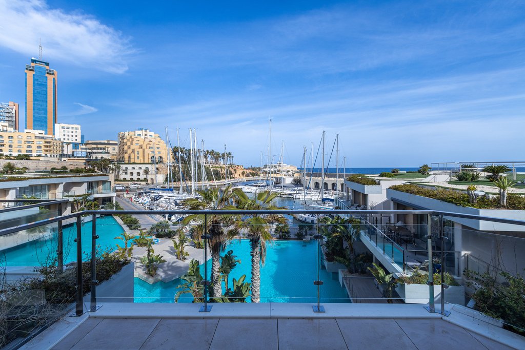 Apartment in Saint Julian's, Malta 2 - 15572372