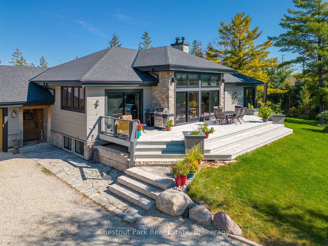 House in Collingwood, Ontario, Canada 4 - 15554630