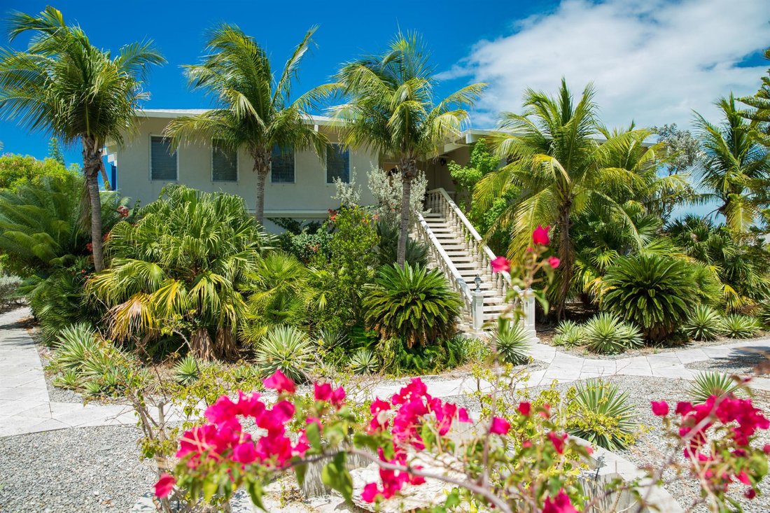 Apartment in The Bight Settlement, Caicos Islands, Turks and Caicos Islands 2 - 14821212