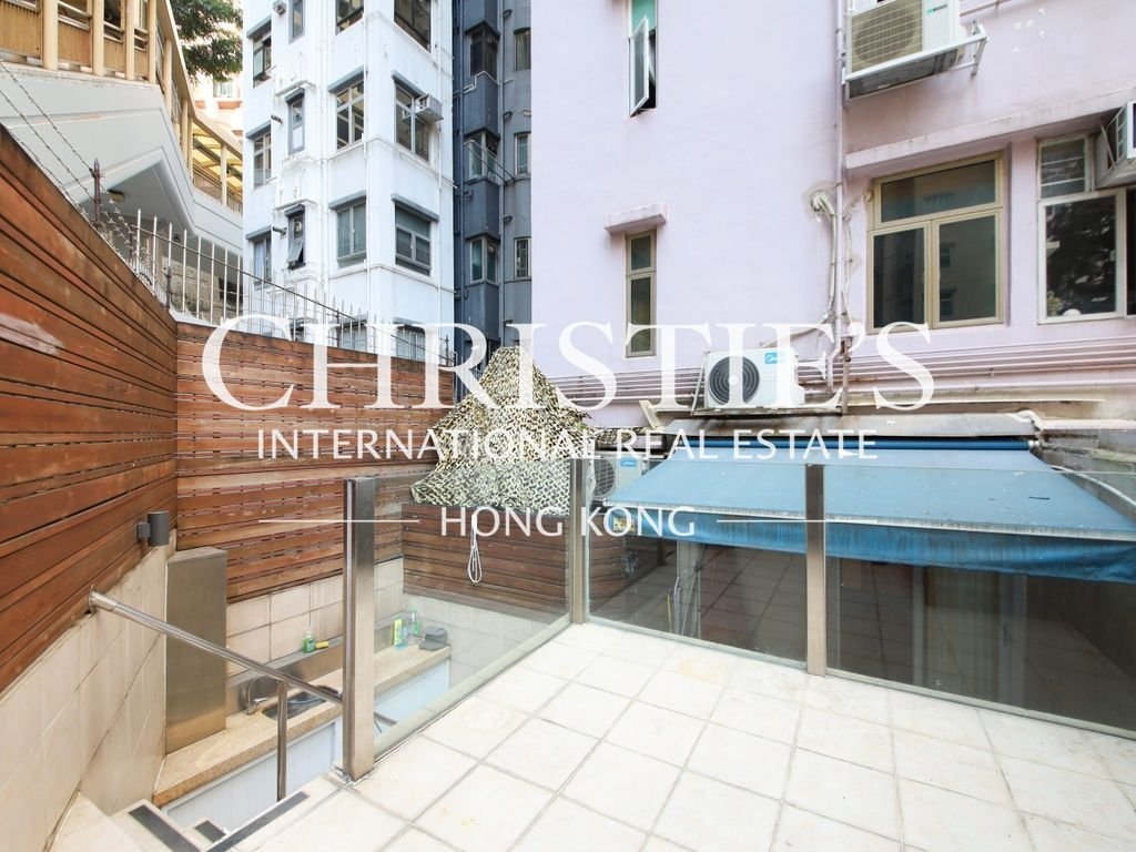 Apartment in Hong Kong, Hong Kong 2 - 15435799
