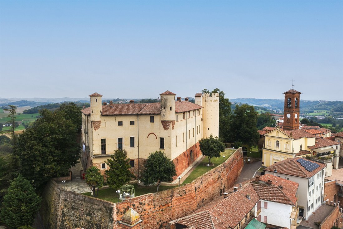Cortanze’s Crown: A Piedmont Castle Where Time Whispers Through Vine-Clad Hills
