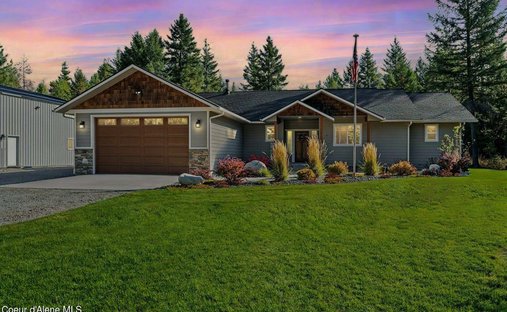 House in Spirit Lake, Idaho, United States 1