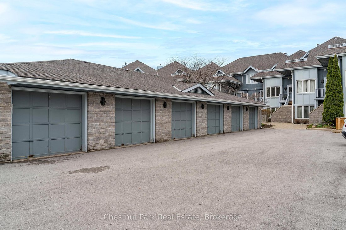 Condo in Collingwood, Ontario, Canada 2 - 15647102