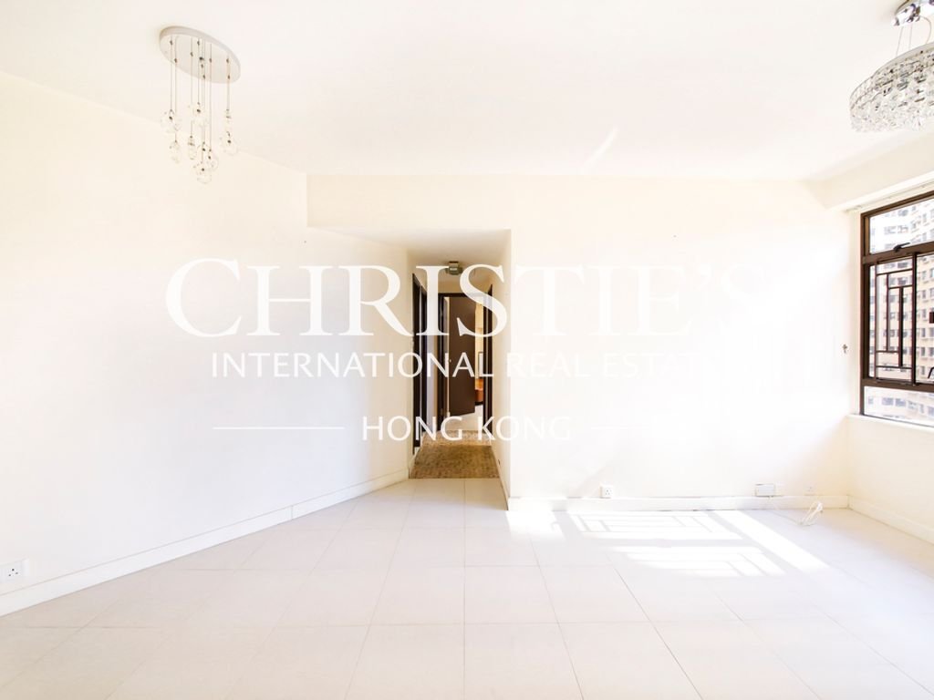 Apartment in Hong Kong, Hong Kong 3 - 15436122