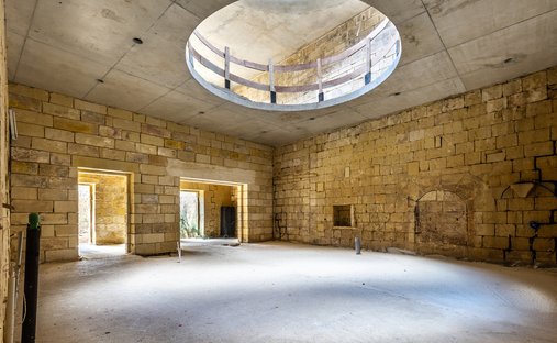 Villa in Qrendi, Malta 1