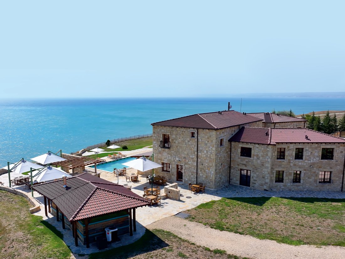 Estate in Balgarevo, Dobrich Province, Bulgaria 2 - 15701415