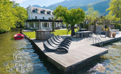 Villa in Lathuile, Auvergne-Rhône-Alpes, France 1
