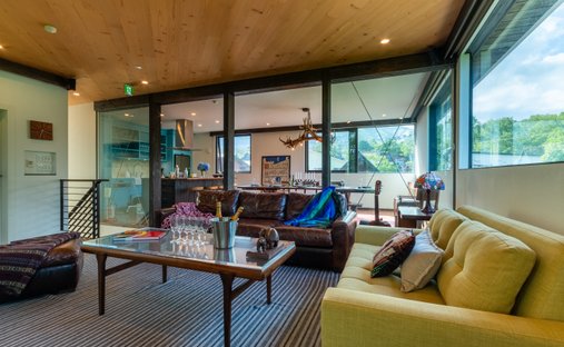 House in Kutchan, Hokkaido, Japan 1