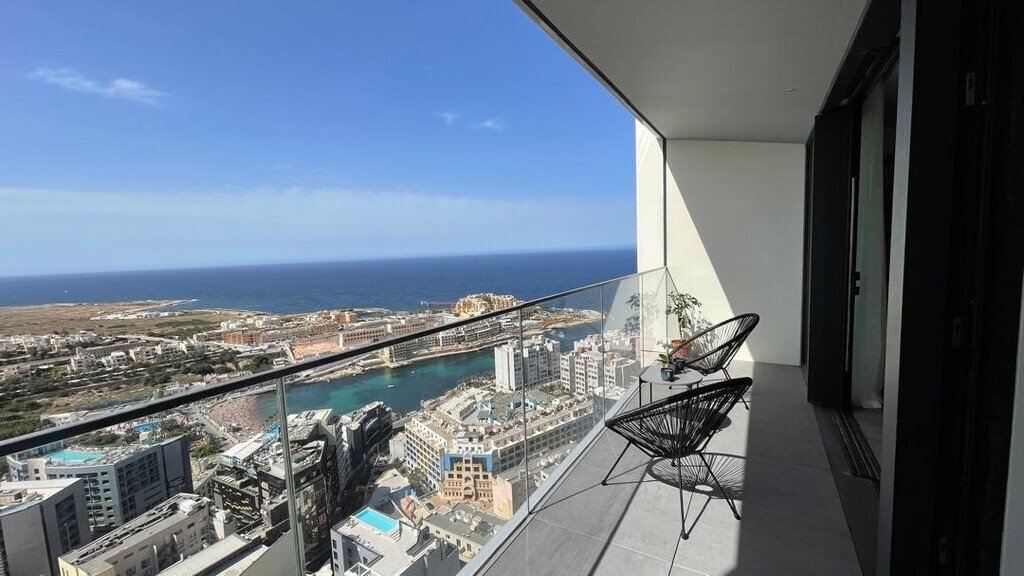 Apartment in Saint Julian's, Malta 1 - 15168839