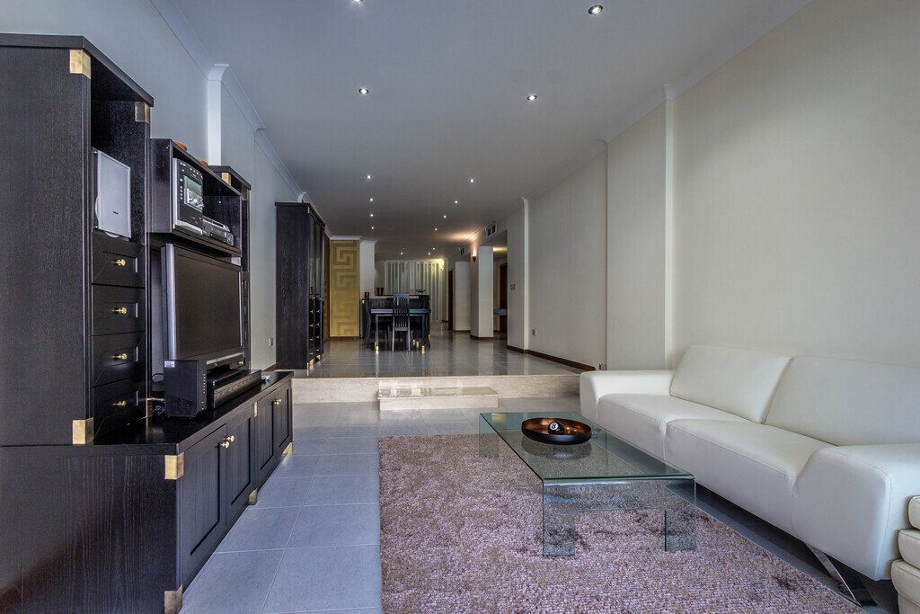 Apartment in Saint Julian's, Malta 3 - 15168817