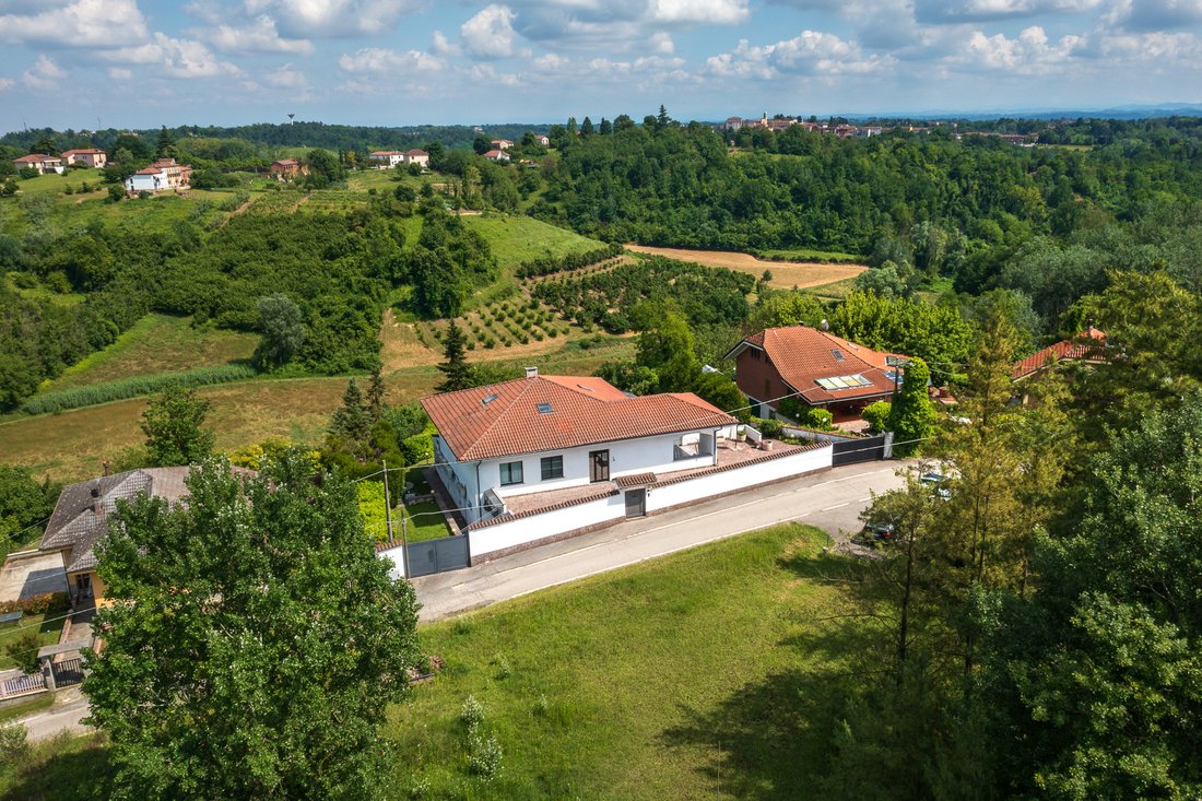 Villa à Portacomaro, Piémont, Italie 5 - 15718205