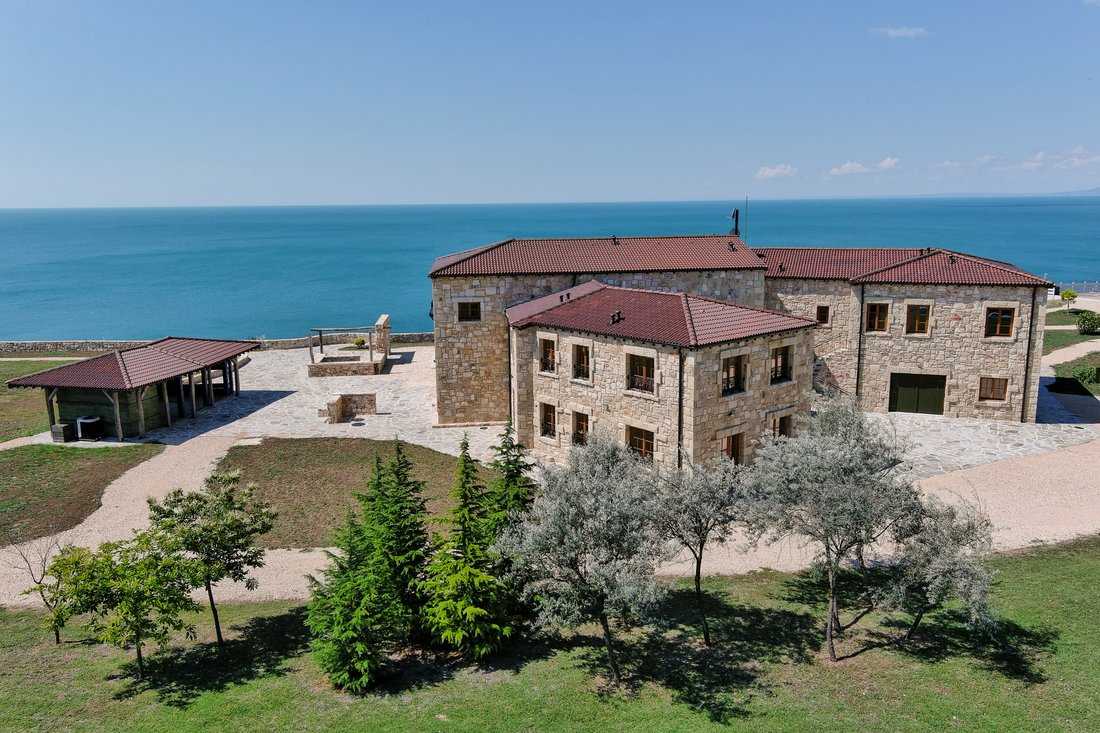 Estate in Balgarevo, Dobrich Province, Bulgaria 3 - 15701415