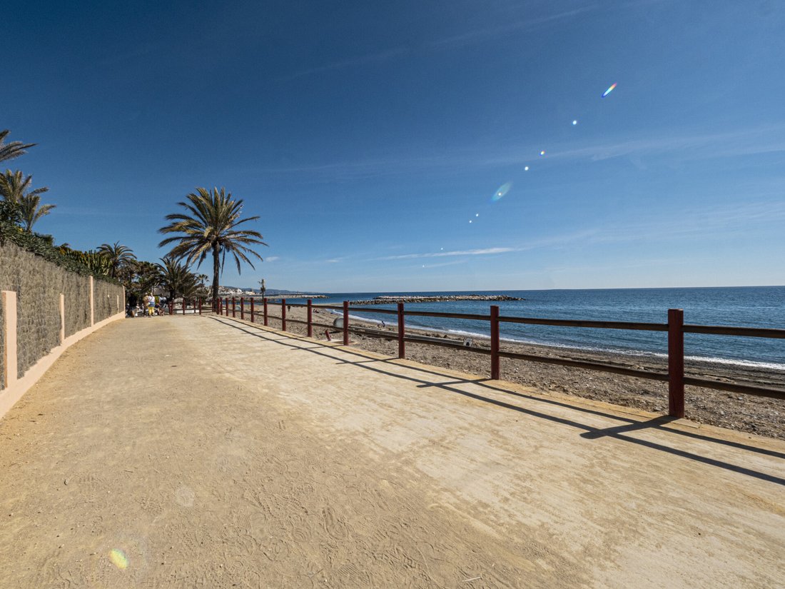 Apartment in Puerto Banus, Marbella, Spain 3 - 15169366