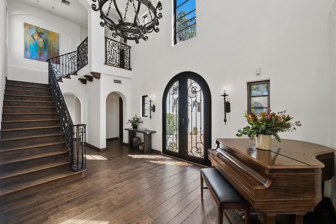 Estate in Upland, California, United States 2 - 14117174
