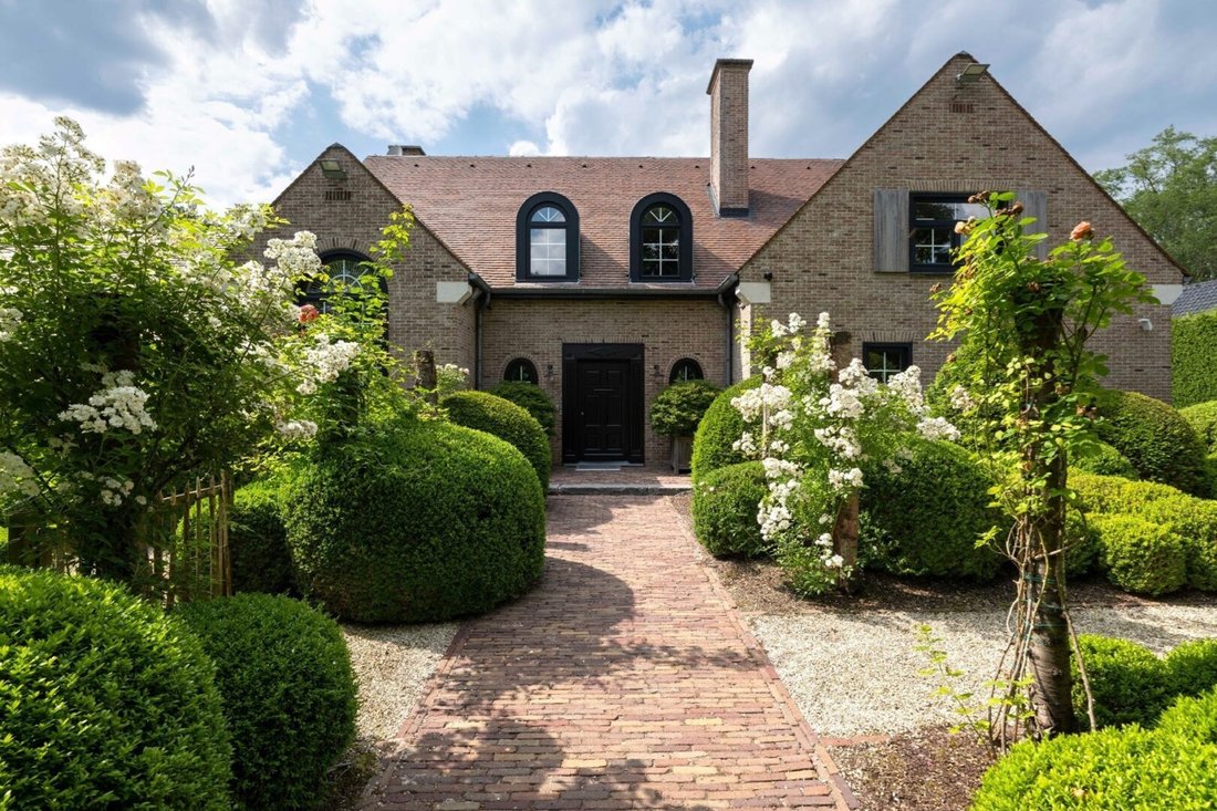 Villa in Hasselt, Flanders, Belgium 4 - 15592915