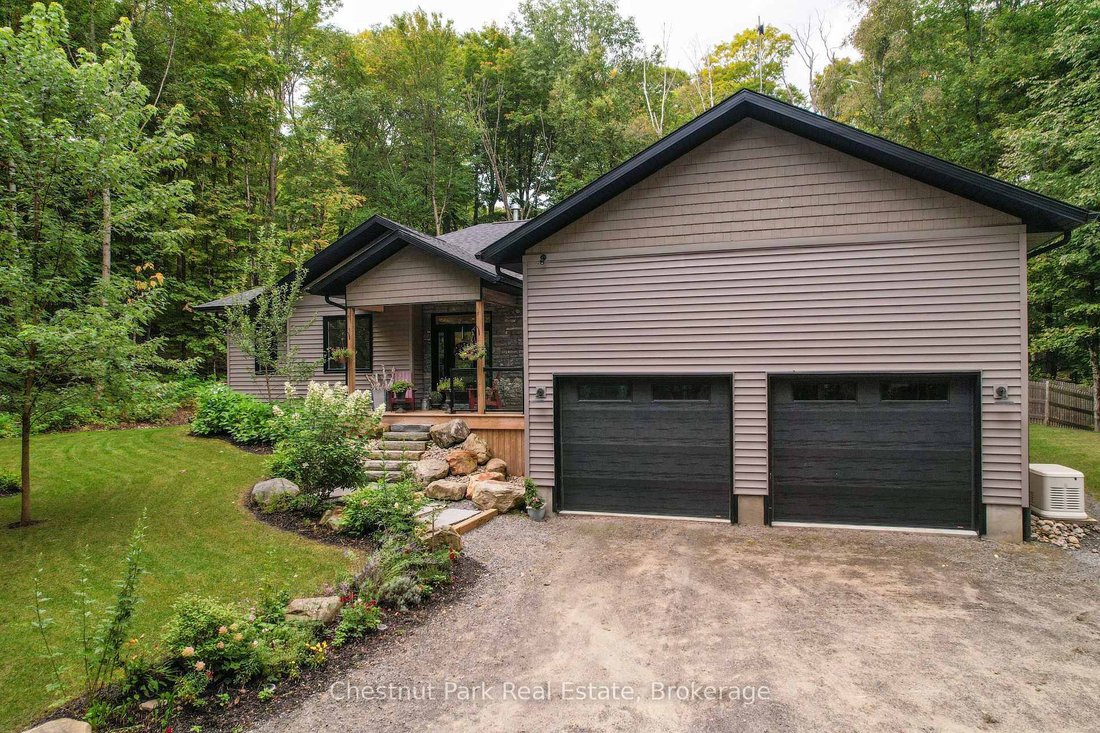 House in Huntsville, Ontario, Canada 1 - 15604578