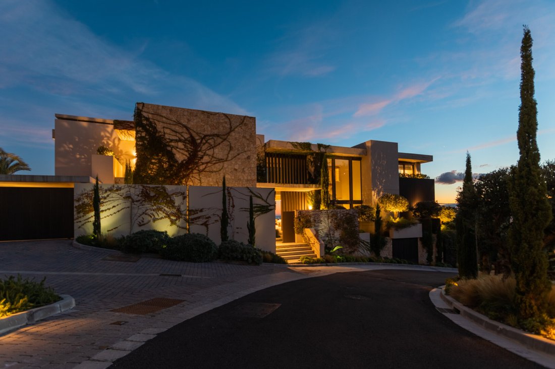 Villa in La Quinta, Benahavis, Andalusia 2 - 15174720