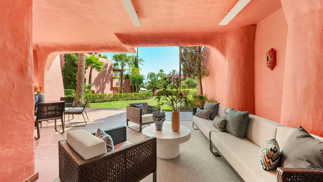 Apartment in Gualdalmansa, Estepona, Andalusia 2 - 15170888