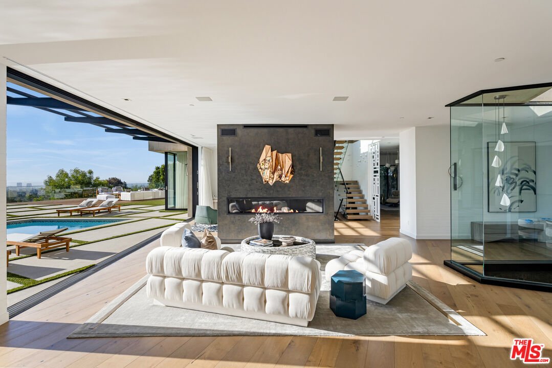 House in Los Angeles, California, United States 3 - 15727440