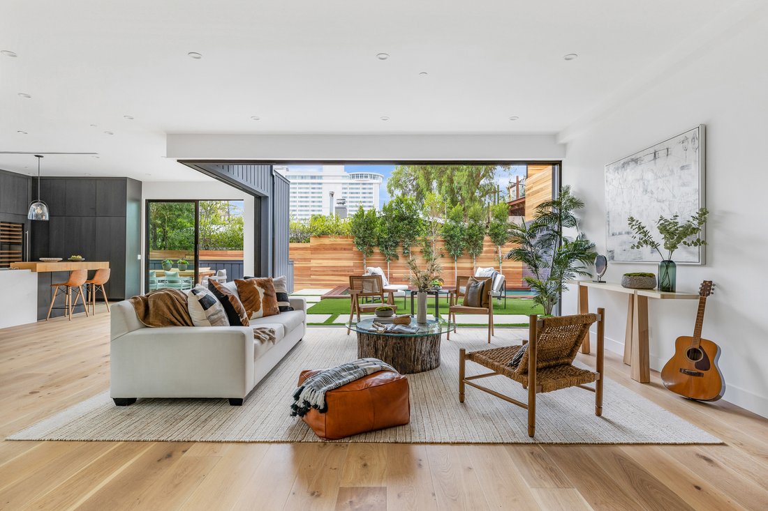 House in Los Angeles, California, United States 4 - 12435638