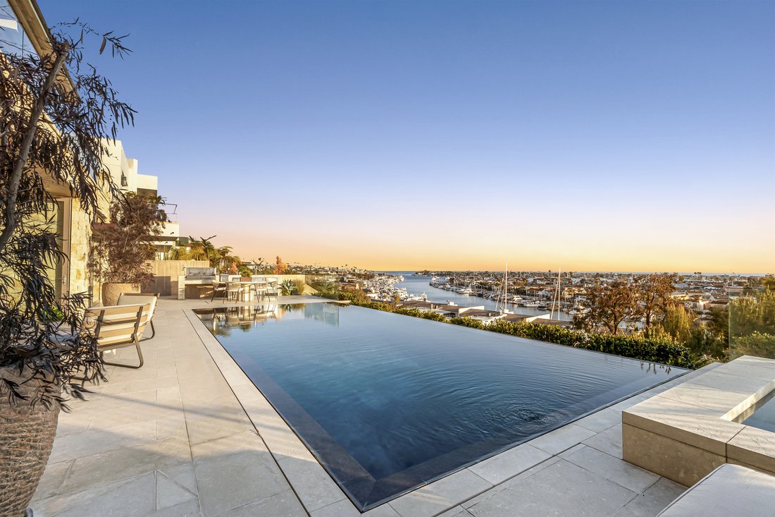 Estate in Newport Beach, California, United States 4 - 14433224