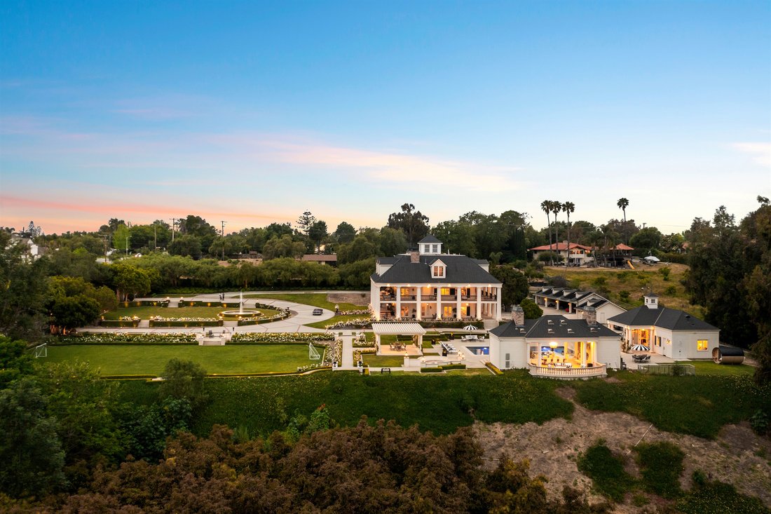 House in Camarillo, California, United States 3 - 14855388