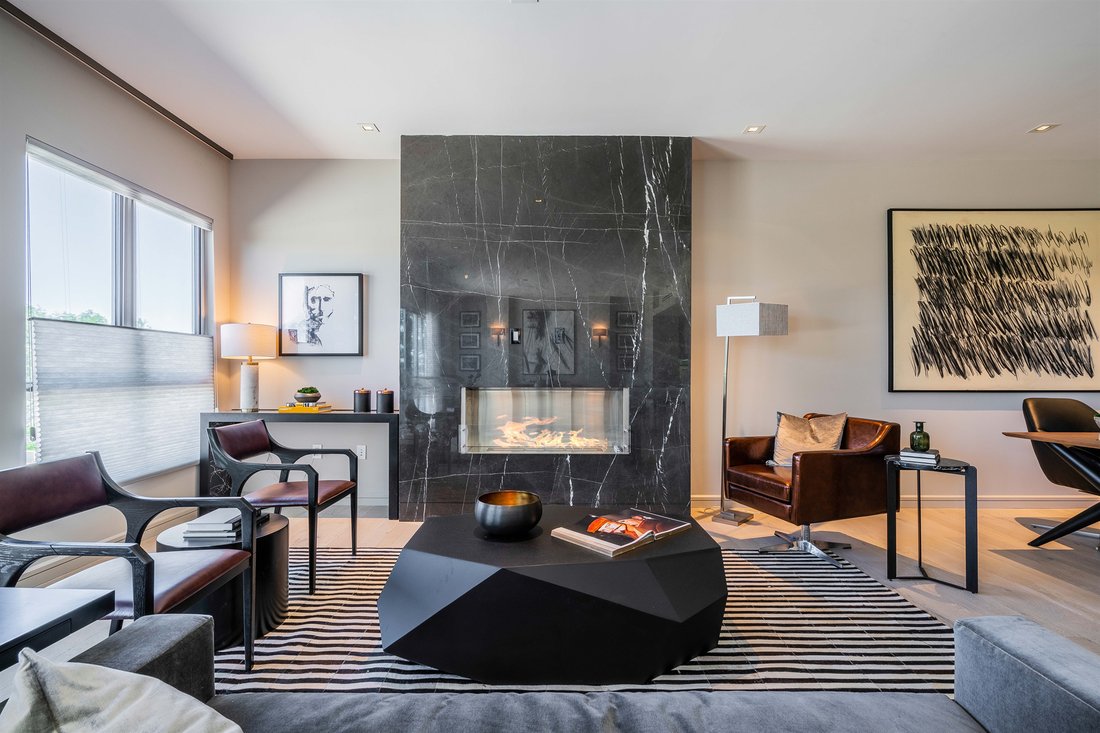 Los Angeles, California, United States 1 - 15277079