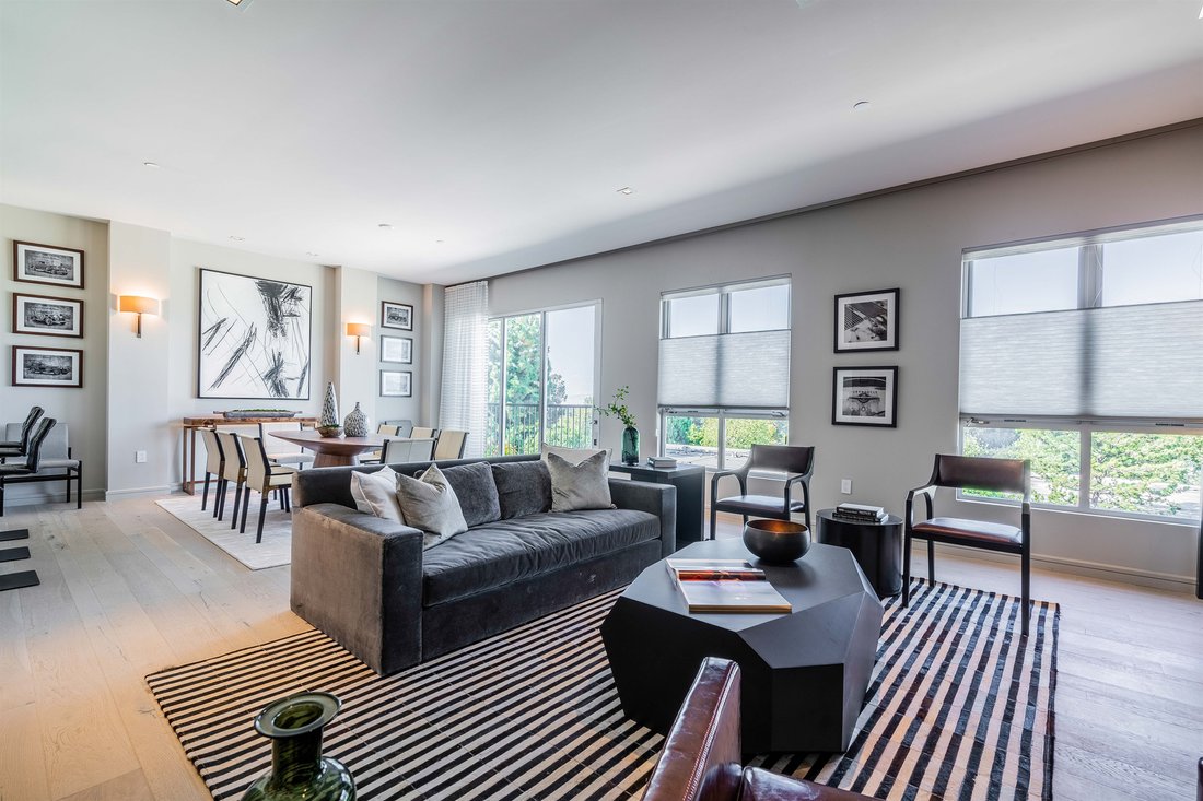 Los Angeles, California, United States 5 - 15277079